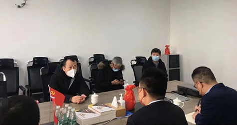 雙港鎮(zhèn)黨委副書(shū)記、鎮(zhèn)長(zhǎng)于示川來(lái)企走訪調(diào)研